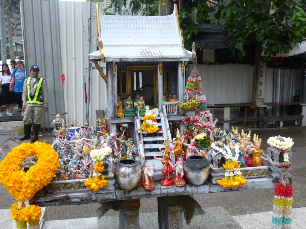 Geisterhaus in Bangkok, Thailand © Guido Sprenger