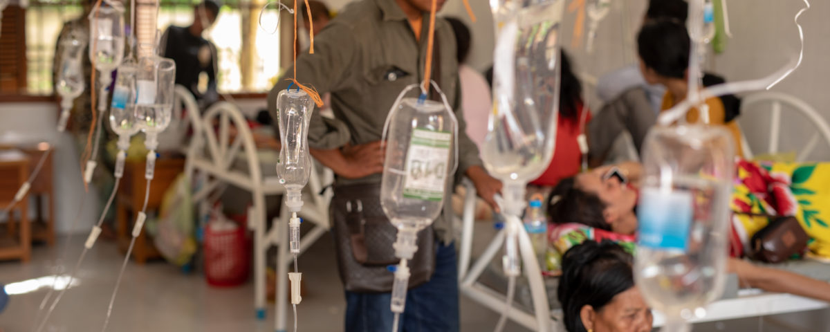 Infusionen für in Ohnmacht gefallene Arbeiter*innen © Central