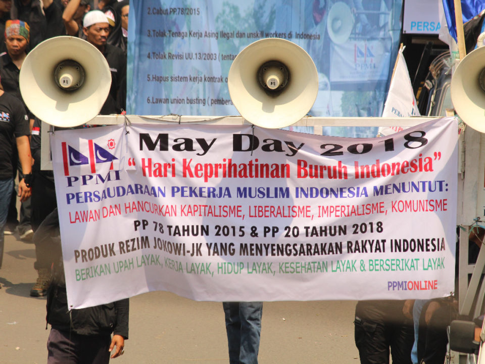 Beim Tag der Arbeit 2018 in Jakarta fördern die Gewerkschaften rassistische und xenophobische Ideologien © Dina Septi Utami