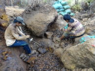 Informeller Bergbau in den alten Kolonialminen, 2019 © Oliver Tappe