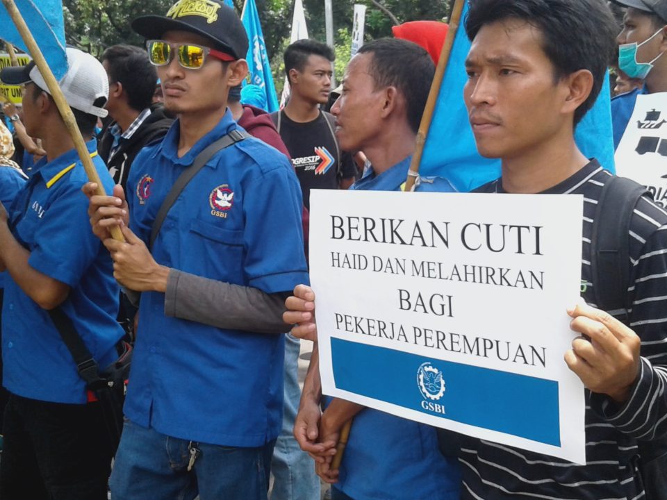 Demonstration am internationalen Frauentag 2018 in Jakarta. Arbeiter fordern bessere Arbeitsbedingungen und Mutterschutz für Arbeiterinnen © LIPS