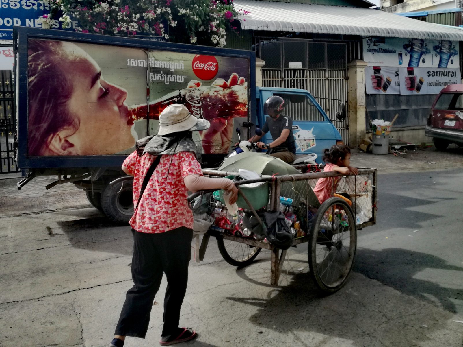 Gegensätze und Paradoxien im Alltag einer Müllsammler*in © Kathrin Eitel