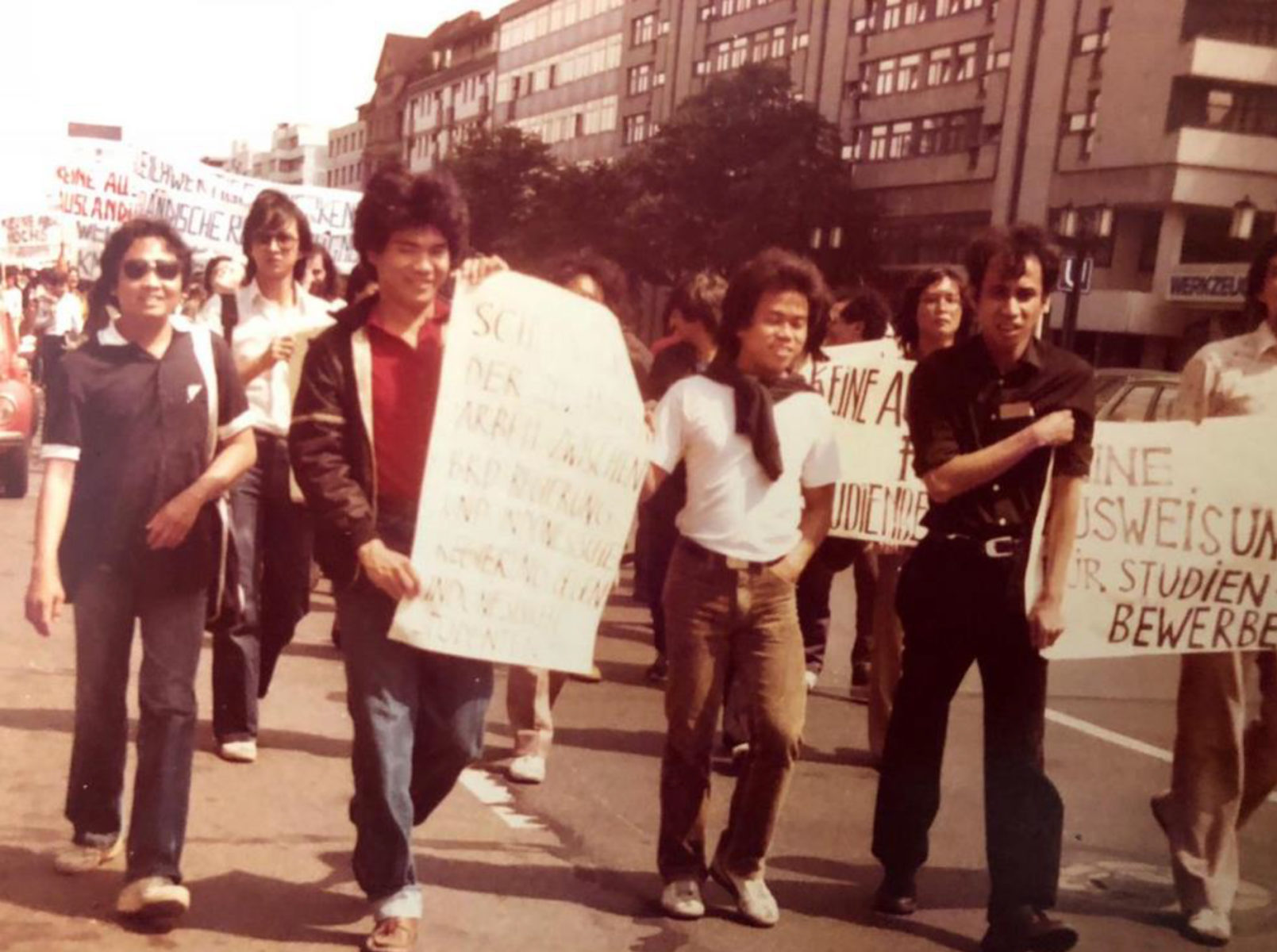 Indonesien Rezension Studierende