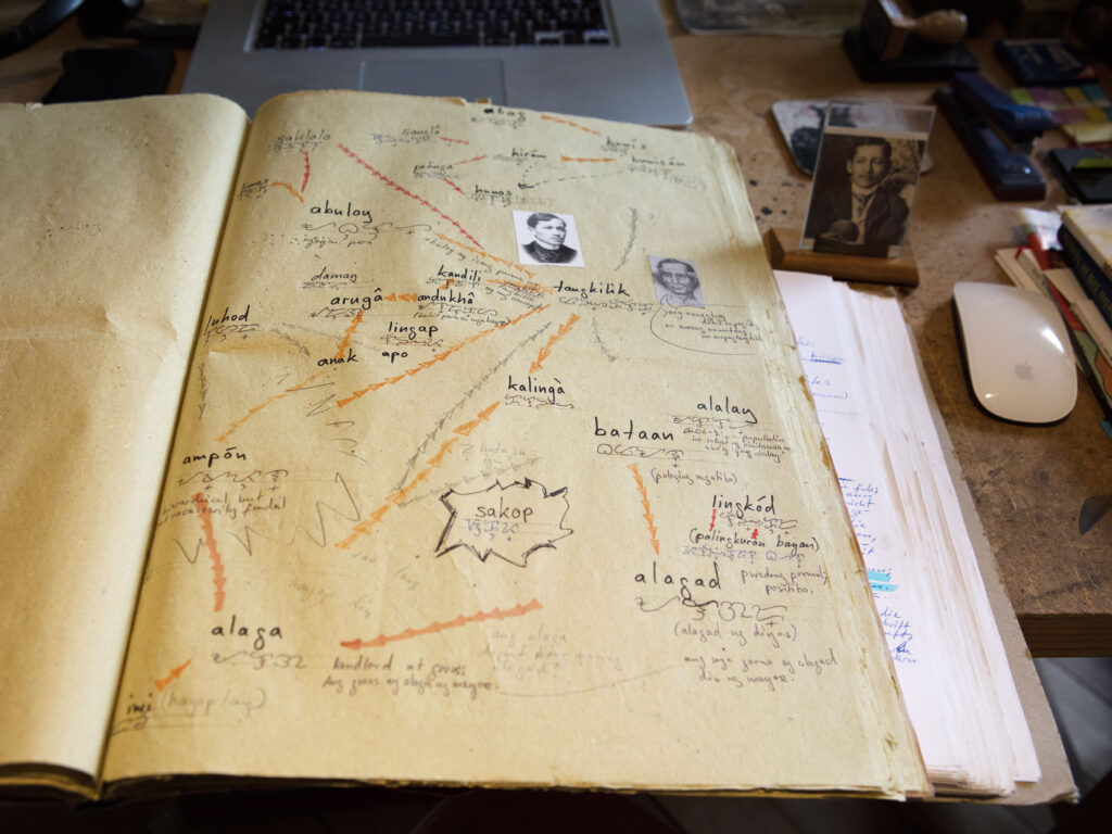 Philippinen, Buchmesse, Interview