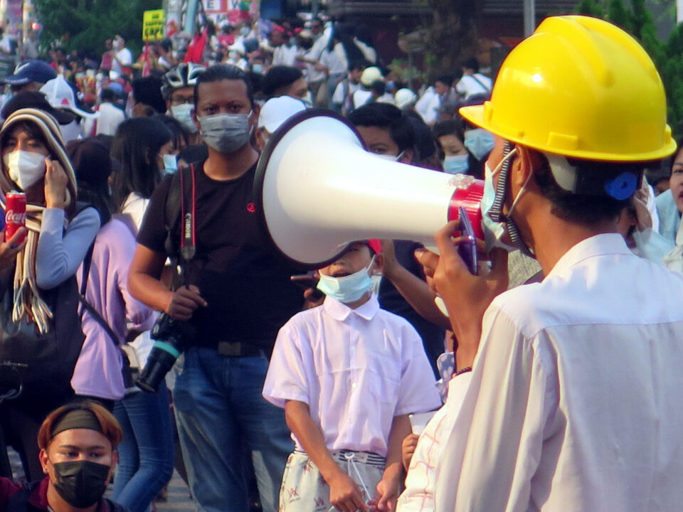 Südostasien, Maskulinität, Demokratisierung